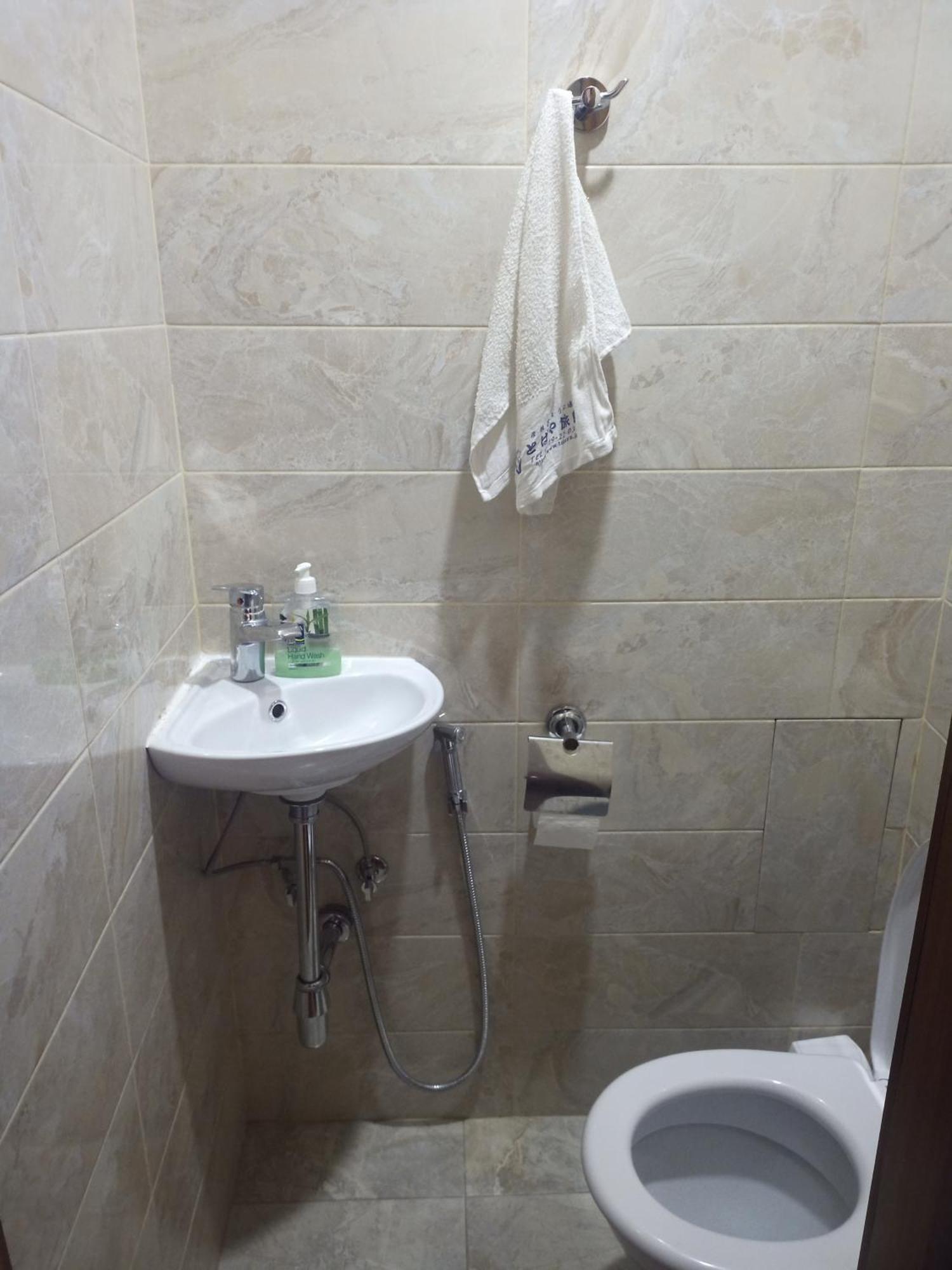 Spacious One Bedroom Apartment In The City Centre Ереван Екстериор снимка